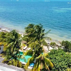  Willa El Meco Beachfront & Private Pool By Casa Paraiso