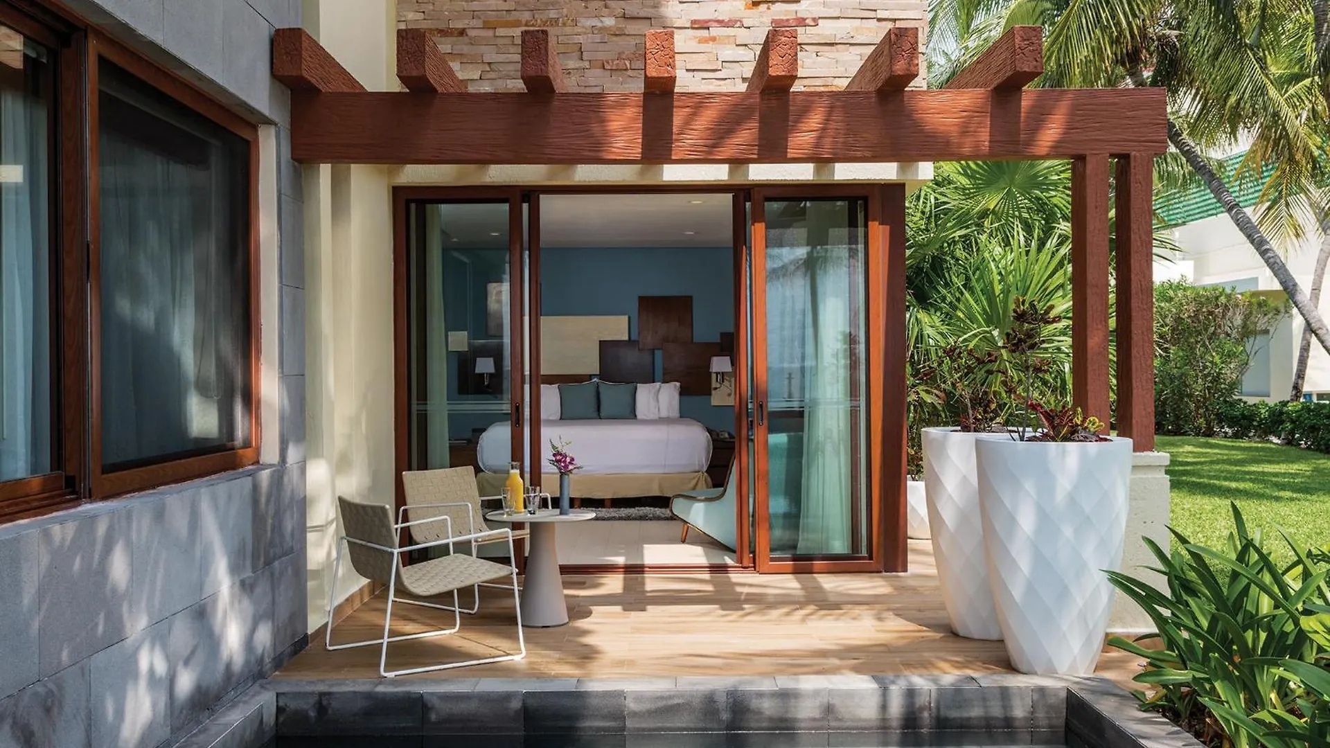 Azul Villa Esmeralda Puerto Morelos Mexico
