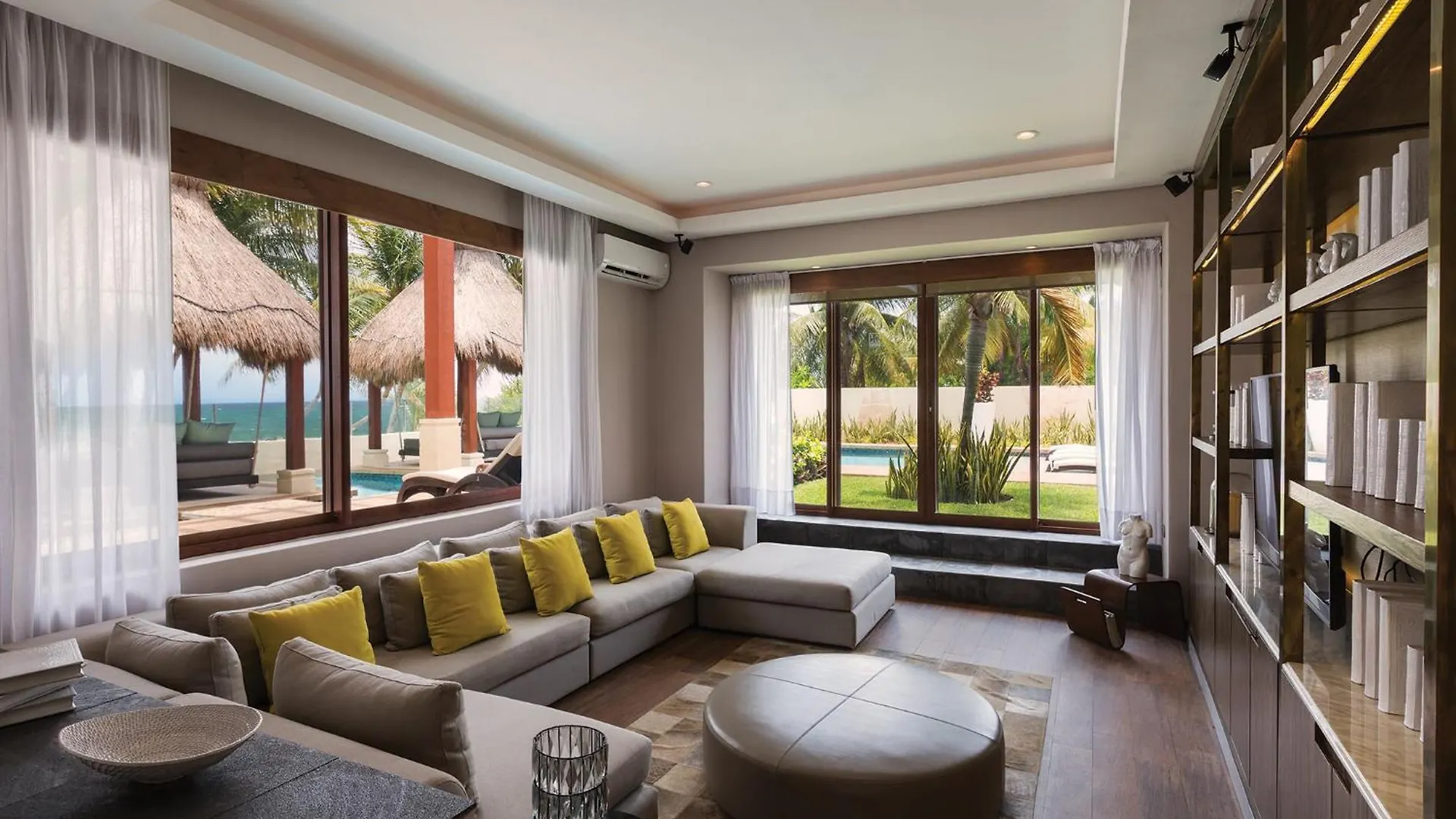Azul Villa Esmeralda Puerto Morelos