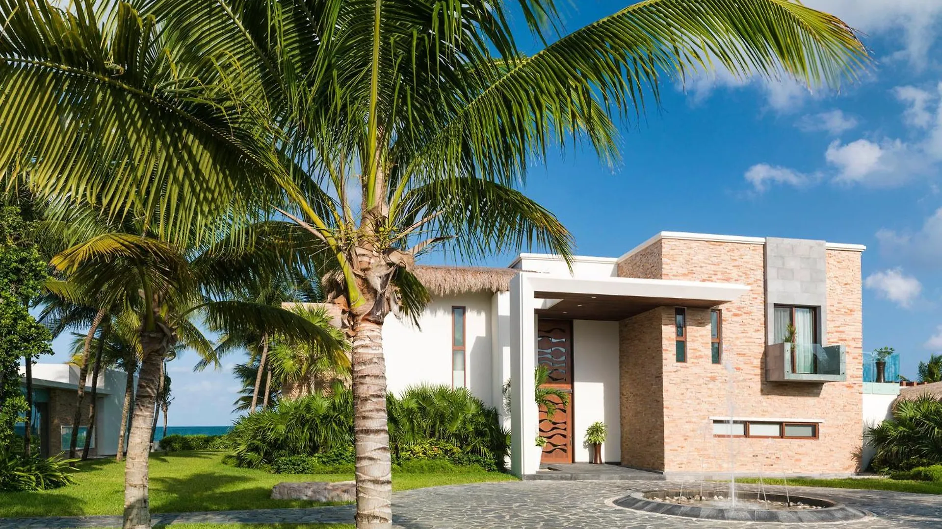 Azul Villa Esmeralda Puerto Morelos Mexico